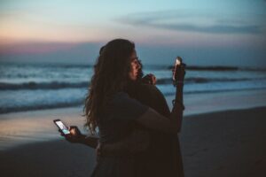 Building a Mindful Relationship with Social Media